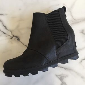 Sorel | Joan of Arctic Wedge Chelsea Boots